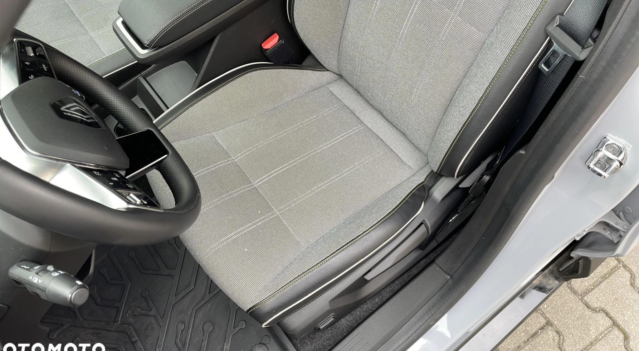 Renault Megane cena 177000 przebieg: 11075, rok produkcji 2022 z Poręba małe 154